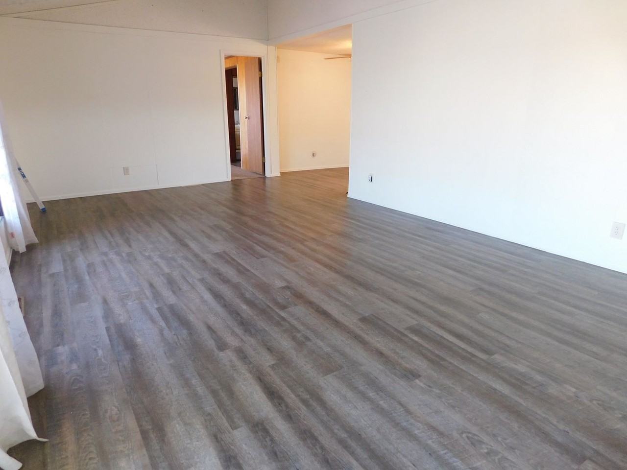 1597 L Rd - Photo 3 of 22