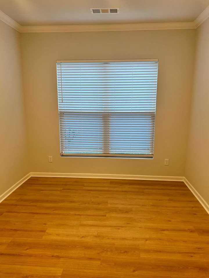 1807 Humphreys Gln - Photo 4 of 28
