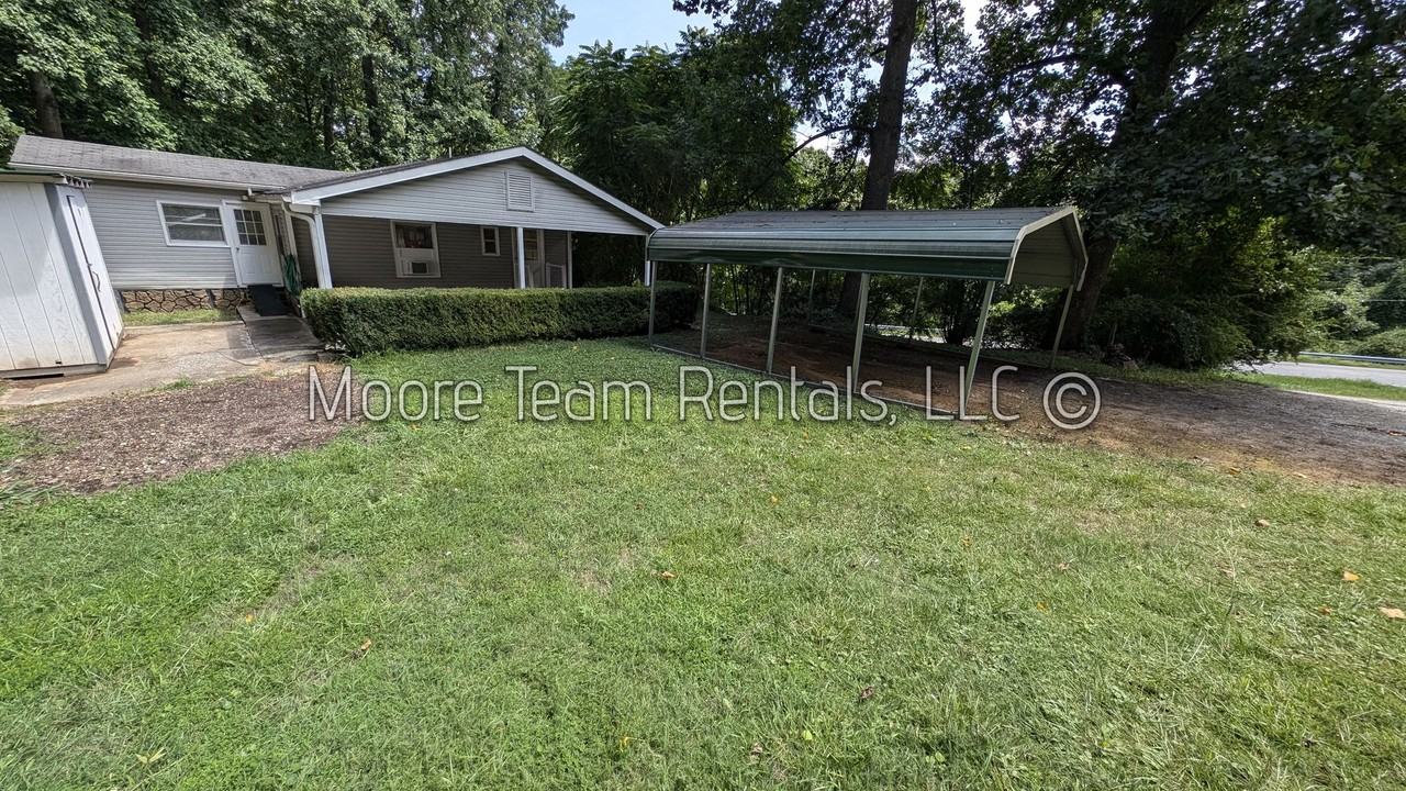 5413 Greenville Hwy - Photo 2 of 23