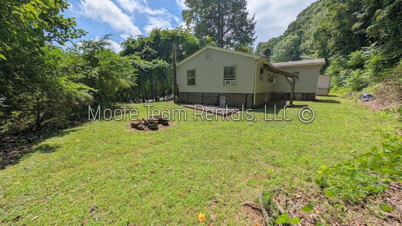 5413 Greenville Hwy - Photo 3 of 23