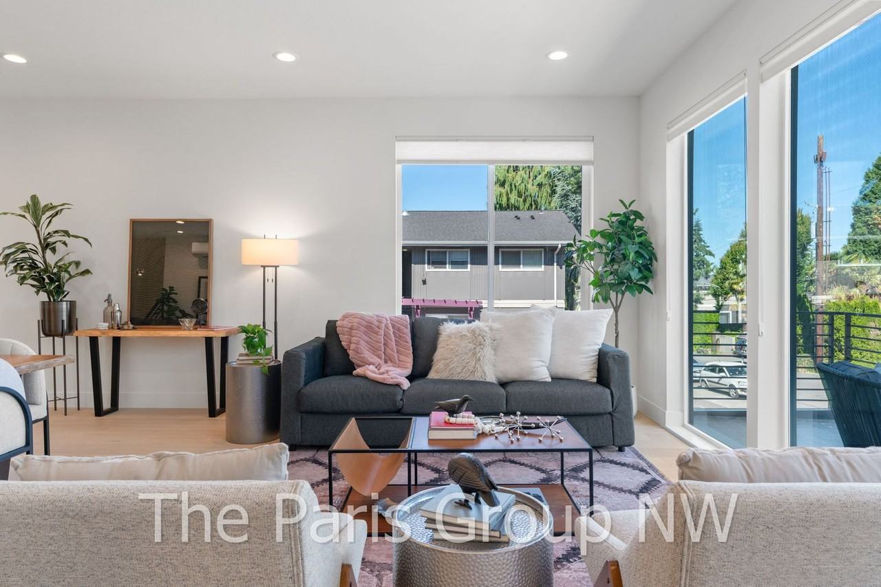 455 4th Ave S #1 - Photo 6 of 33