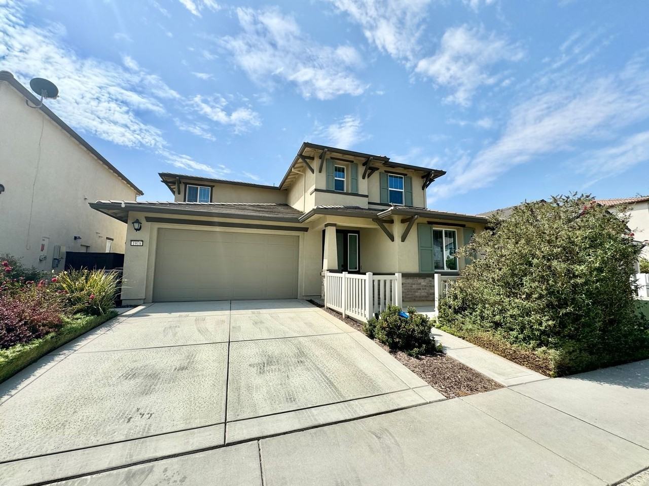 1918 Patriot Way - Photo 2 of 50