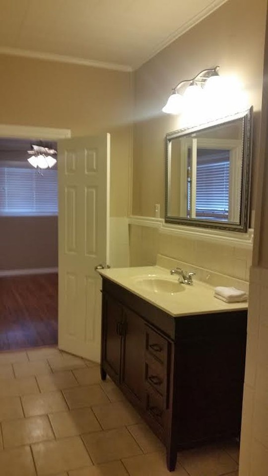 518 N Mckinley Ave - Photo 3 of 13