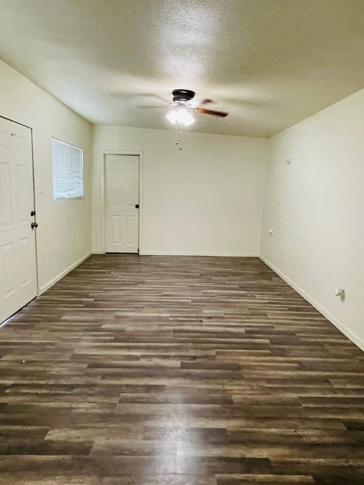 2408 Wulff Ln #9 - Photo 2 of 6