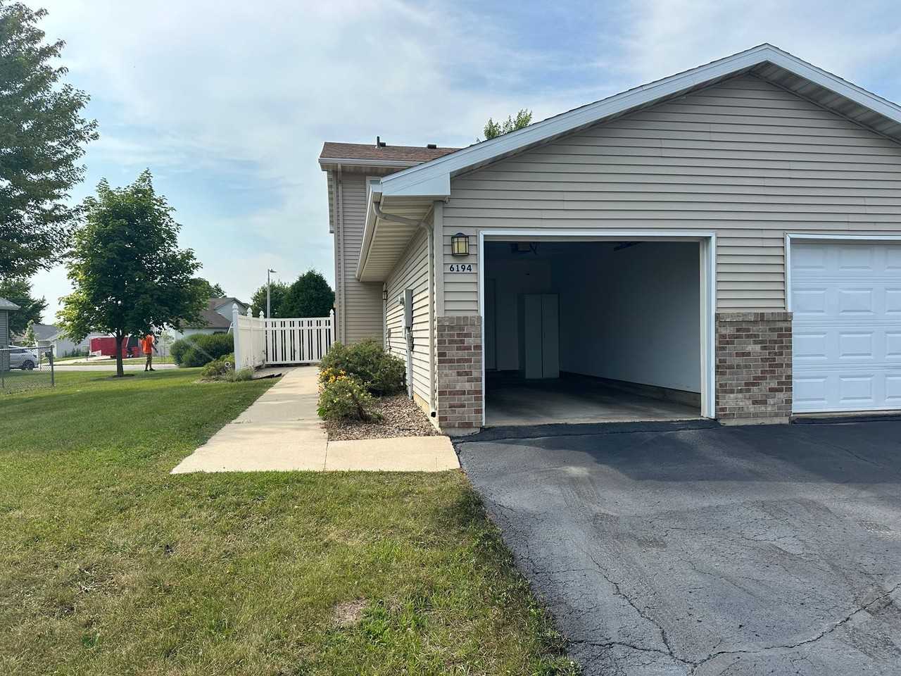 6194 S Pointe Dr Sw - Photo 4 of 16