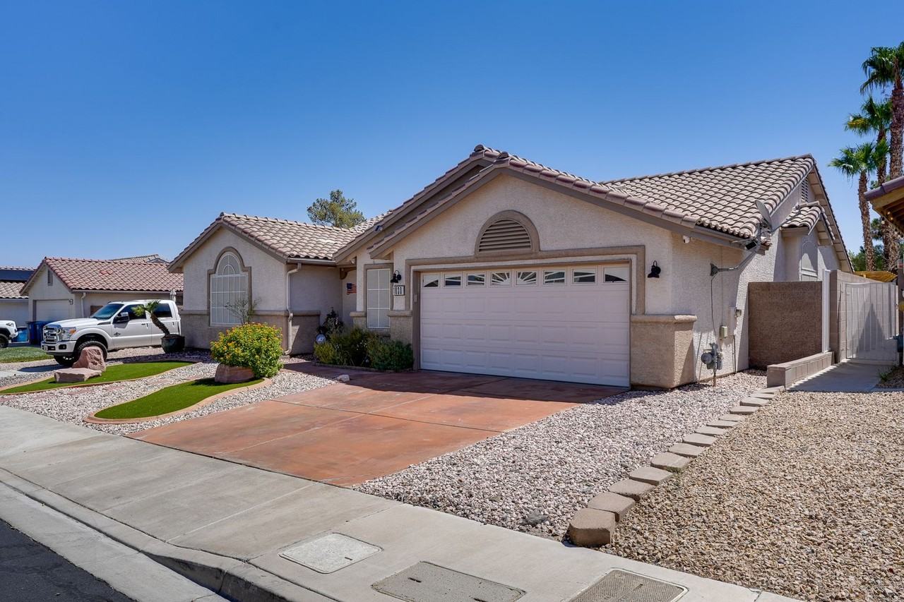 1030 Kings View Ct - Photo 2 of 30