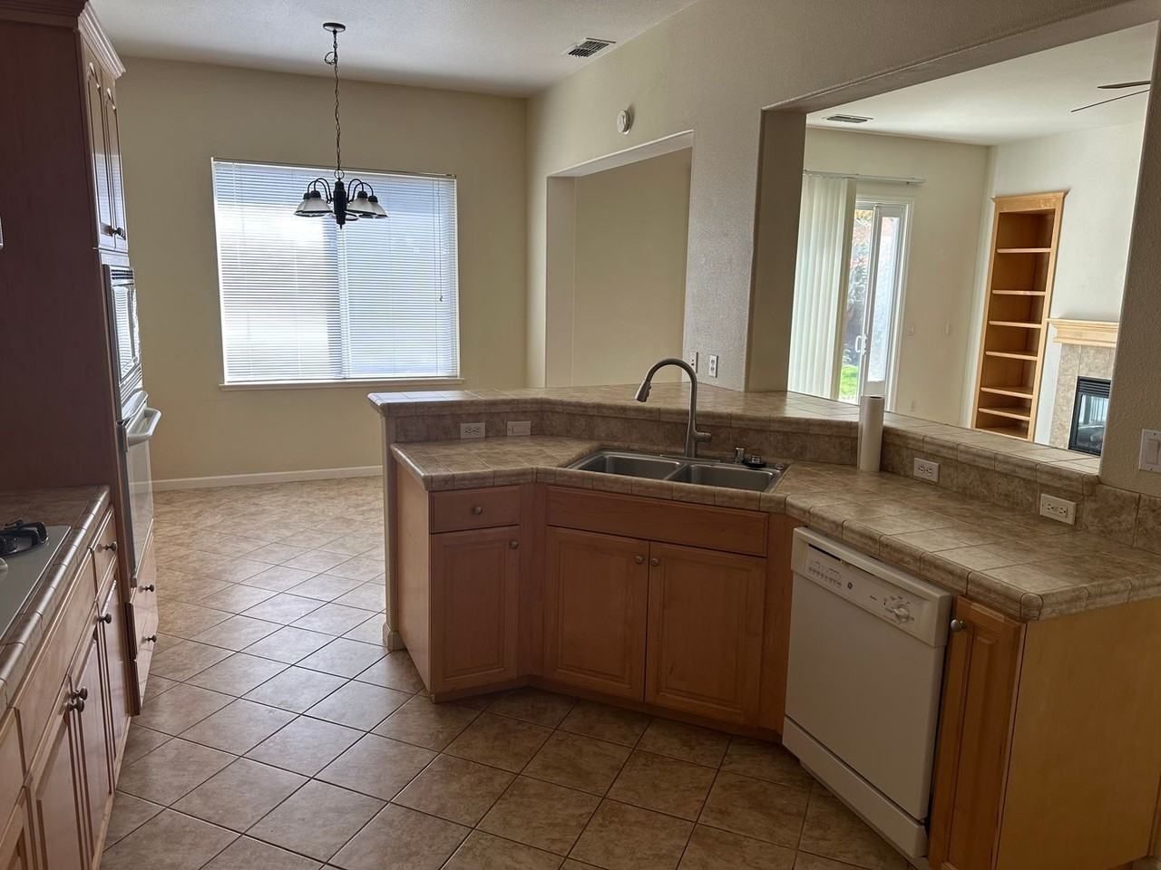5616 Plumbridge Way - Photo 3 of 14