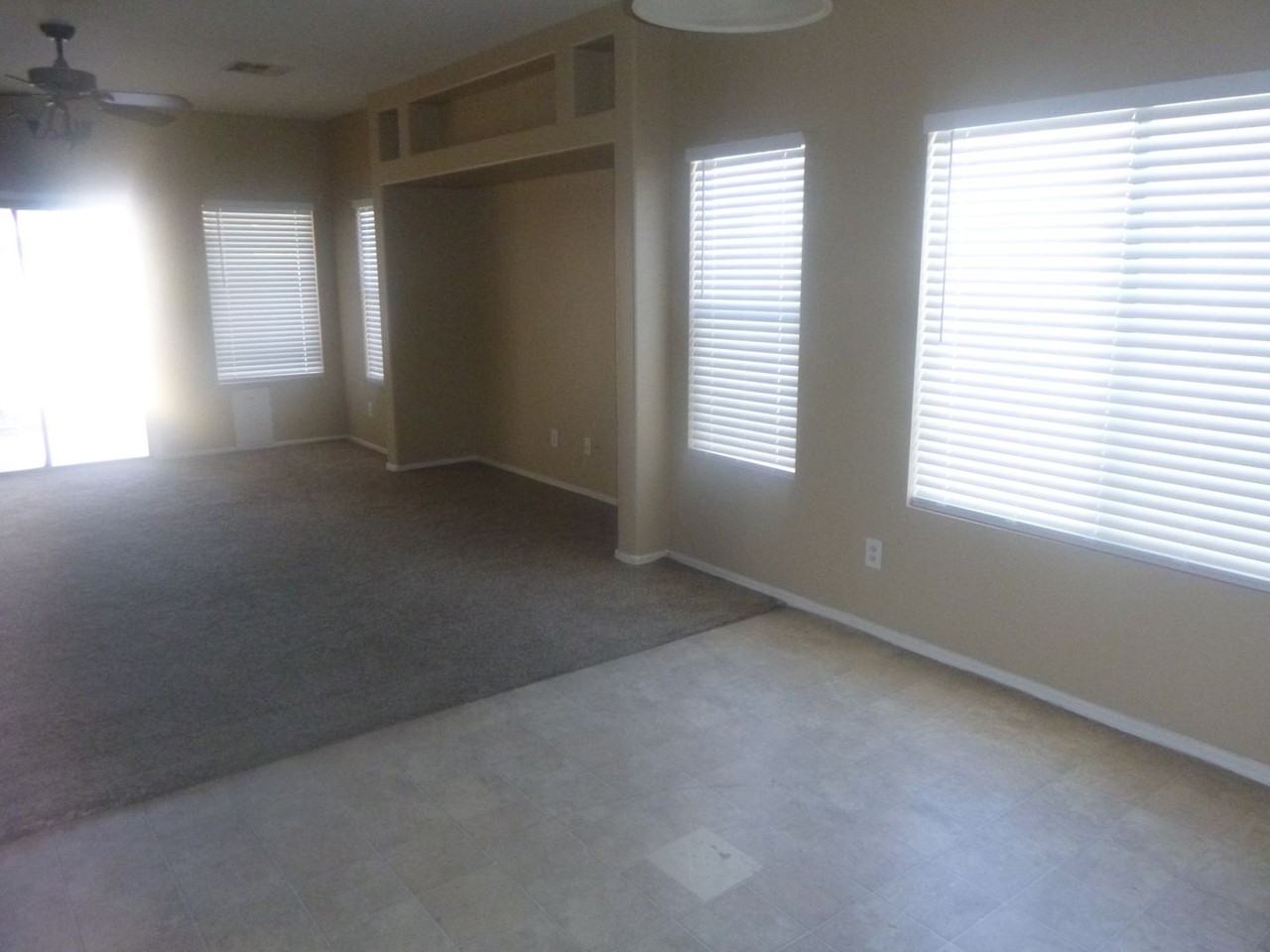 428 E Cheyenne Rd - Photo 3 of 13