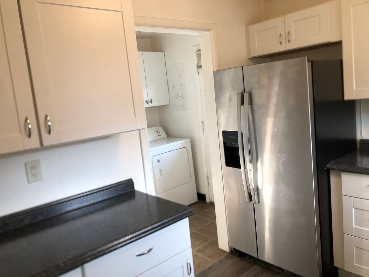 303 W Geneseo St #A - Photo 3 of 14