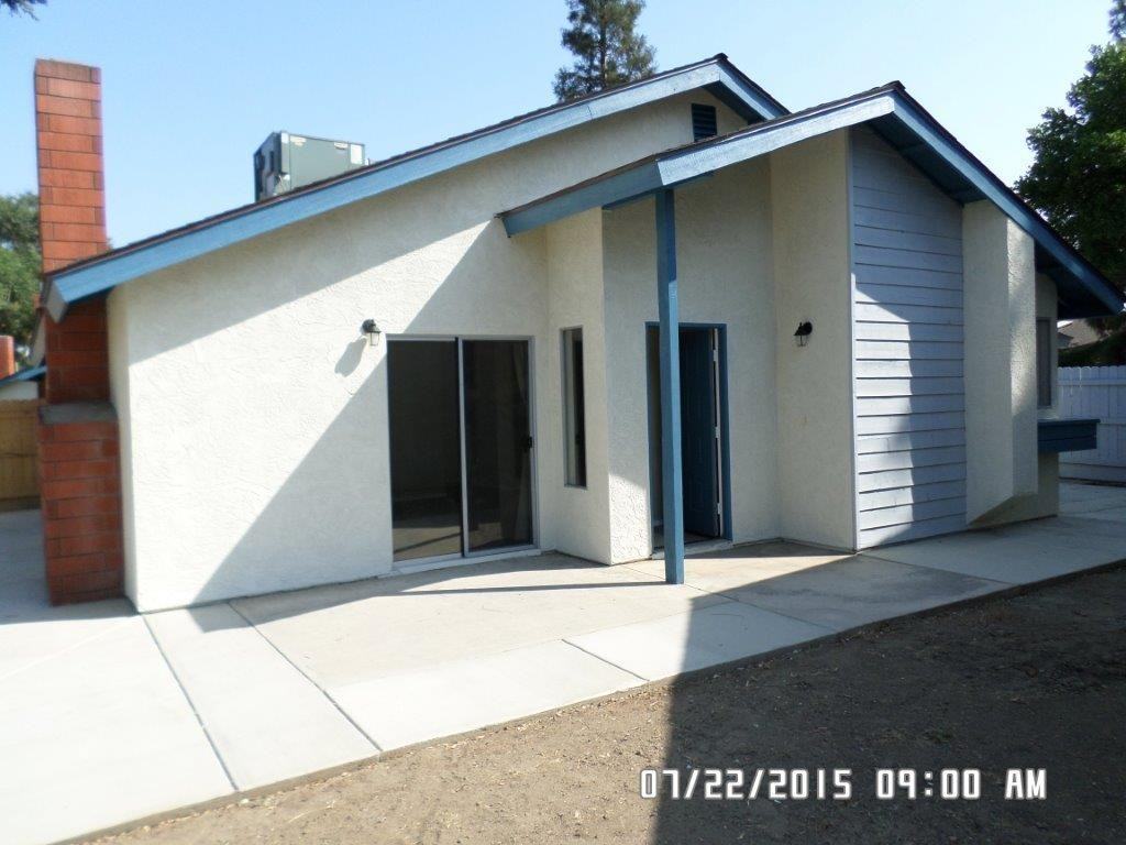 2429 S Meadowbrook Ct - Photo 3 of 17