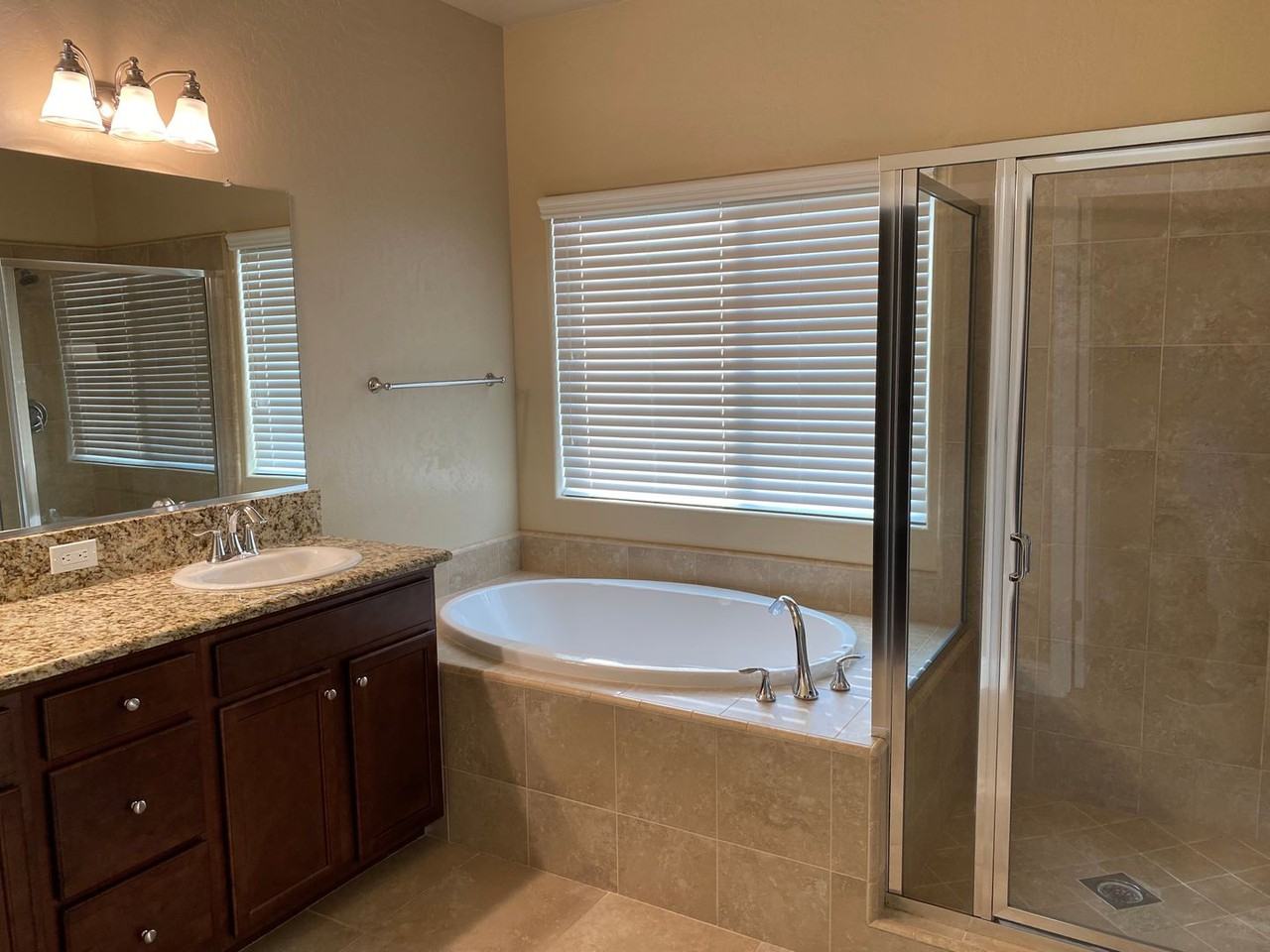 1923 W Humboldt Dr - Photo 6 of 19