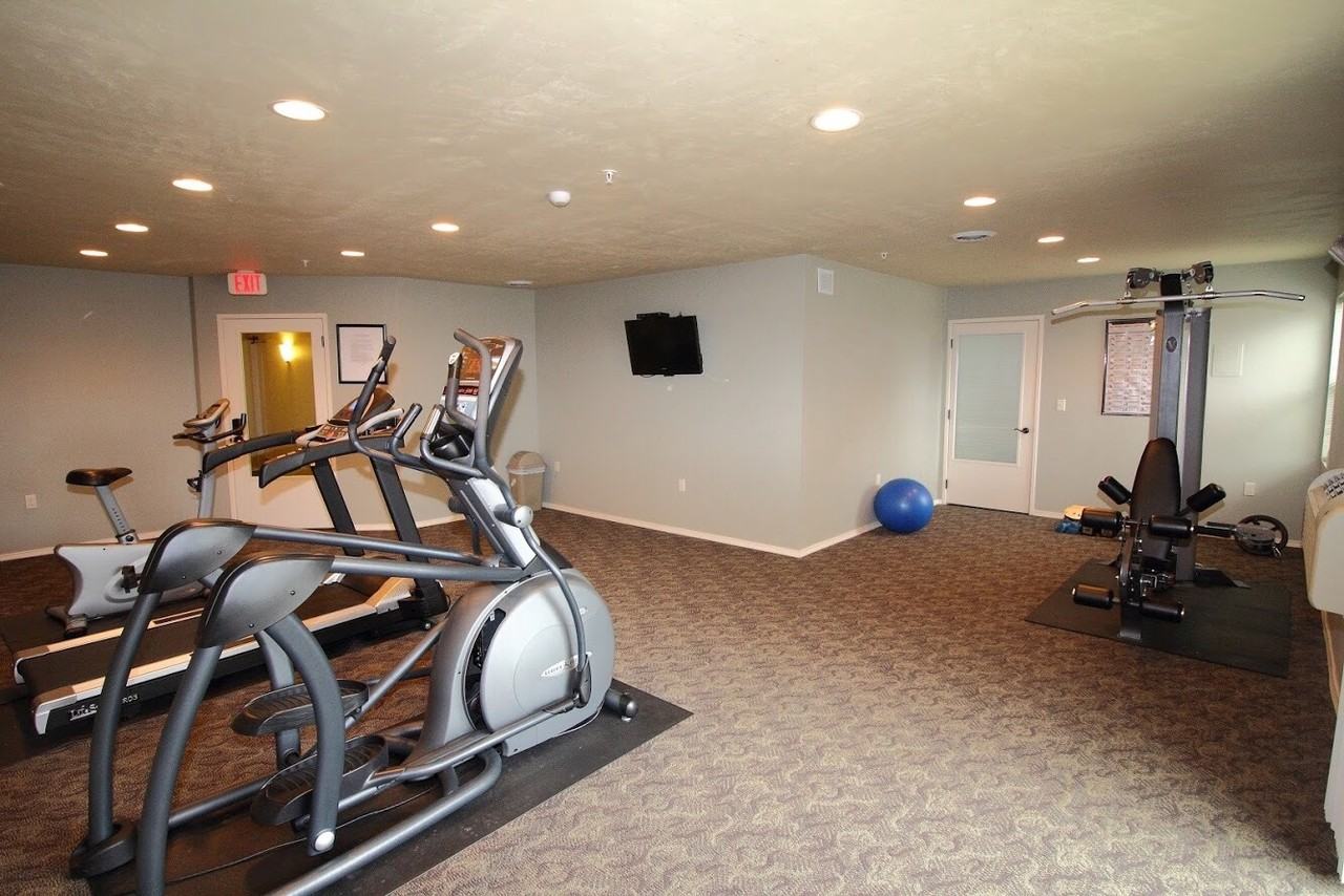 Morgie Associates LLC (Ridge View Apartments) - Photo 6 of 10