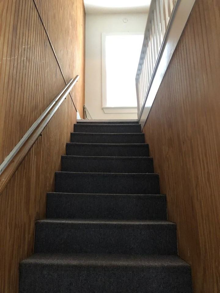 1228 20th St - Photo 4 of 9