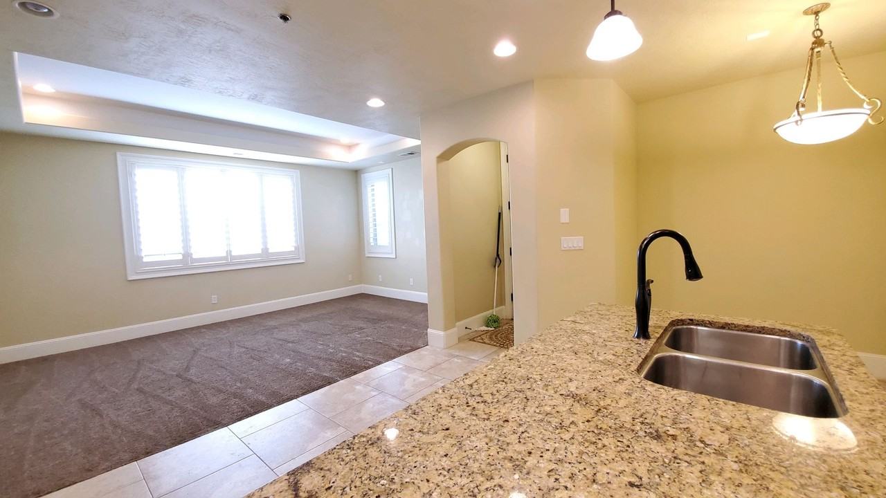 5198 N University Ave #207 - Photo 3 of 20