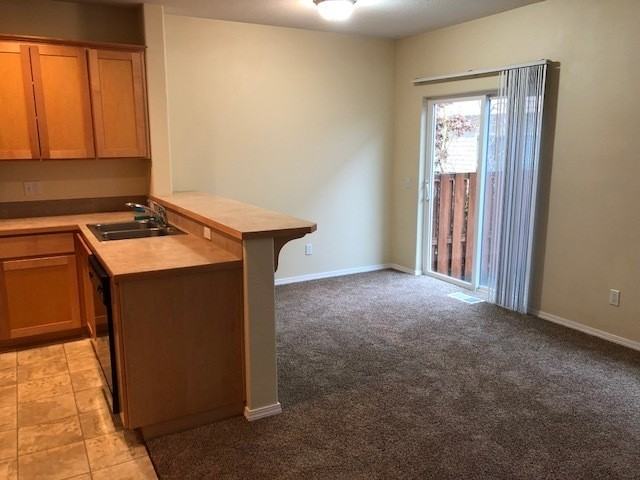 6552 Northeast Deer Run Street - Photo 4 of 12