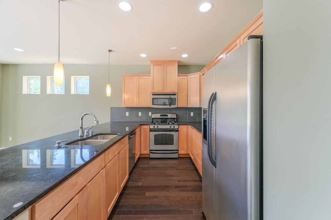 16428 2nd Dr Se - Photo 4 of 30