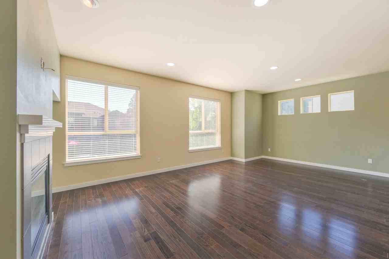 16428 2nd Dr Se - Photo 7 of 30