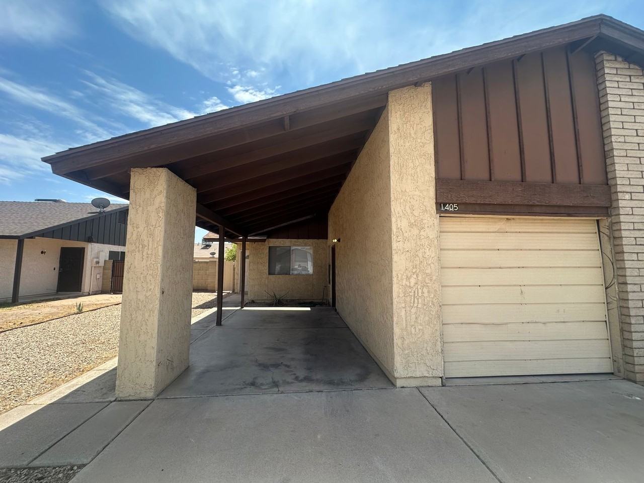 1405 E Palmdale Dr - Photo 3 of 29