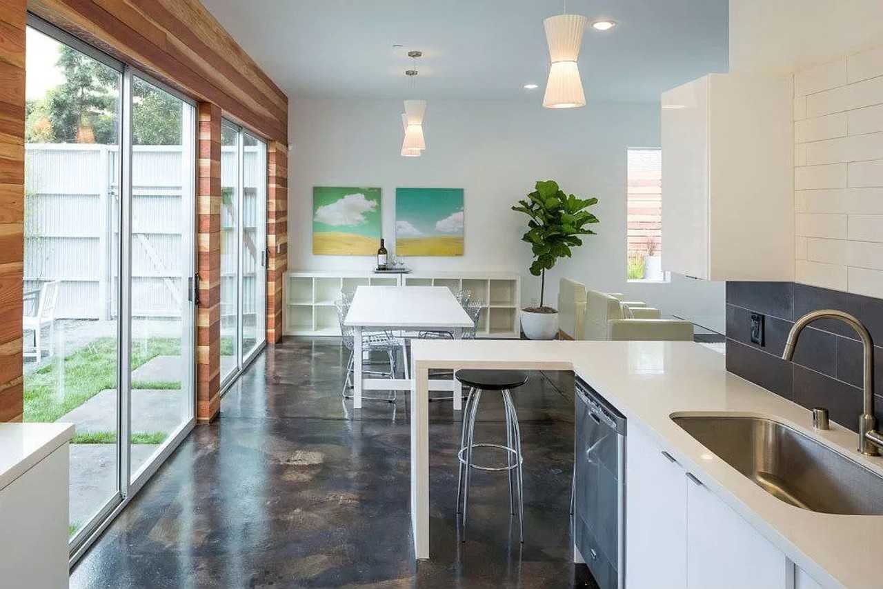 3425 Louise Street - Photo 6 of 16