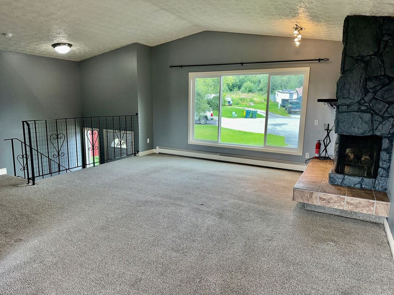 10840 Delta Cir - Photo 6 of 22