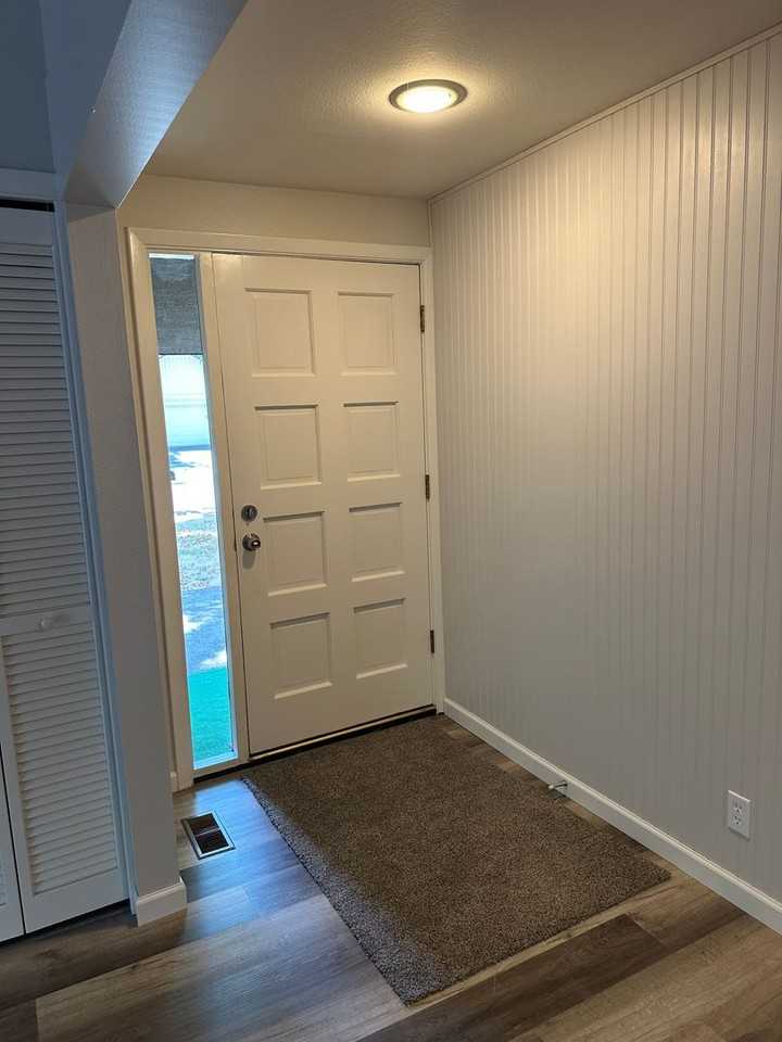 1393 Spyglass Dr - Photo 4 of 28