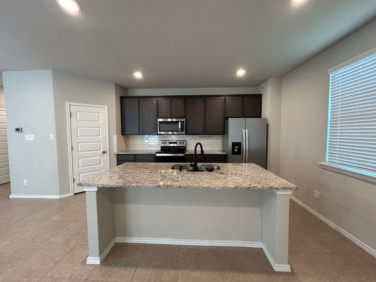 2565 Hiddenbrooke Trce - Photo 7 of 41