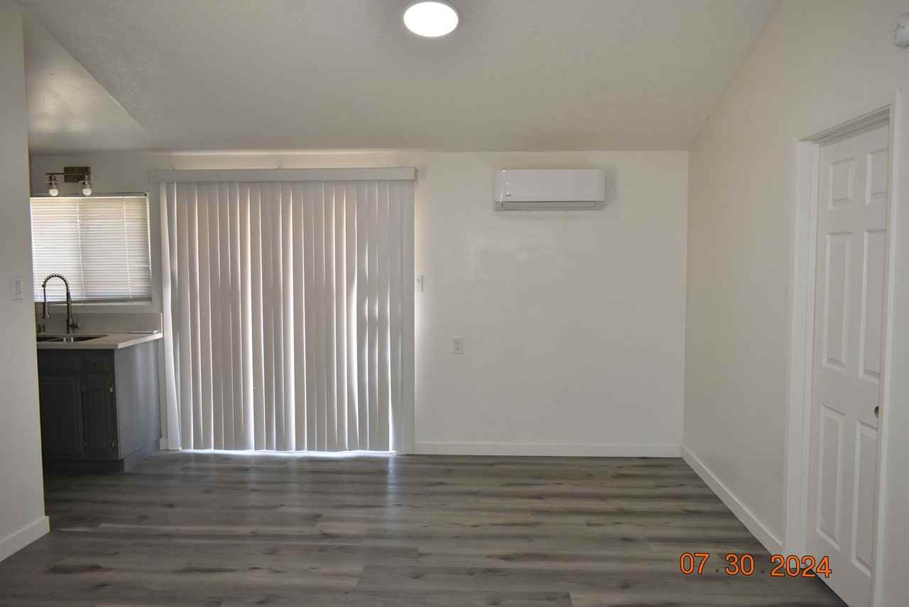 7407 Xavier Ave - Photo 3 of 18