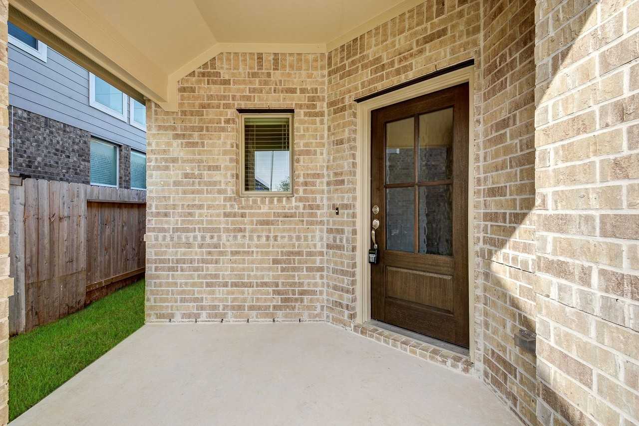 31119 Myers Haven Ln - Photo 3 of 25