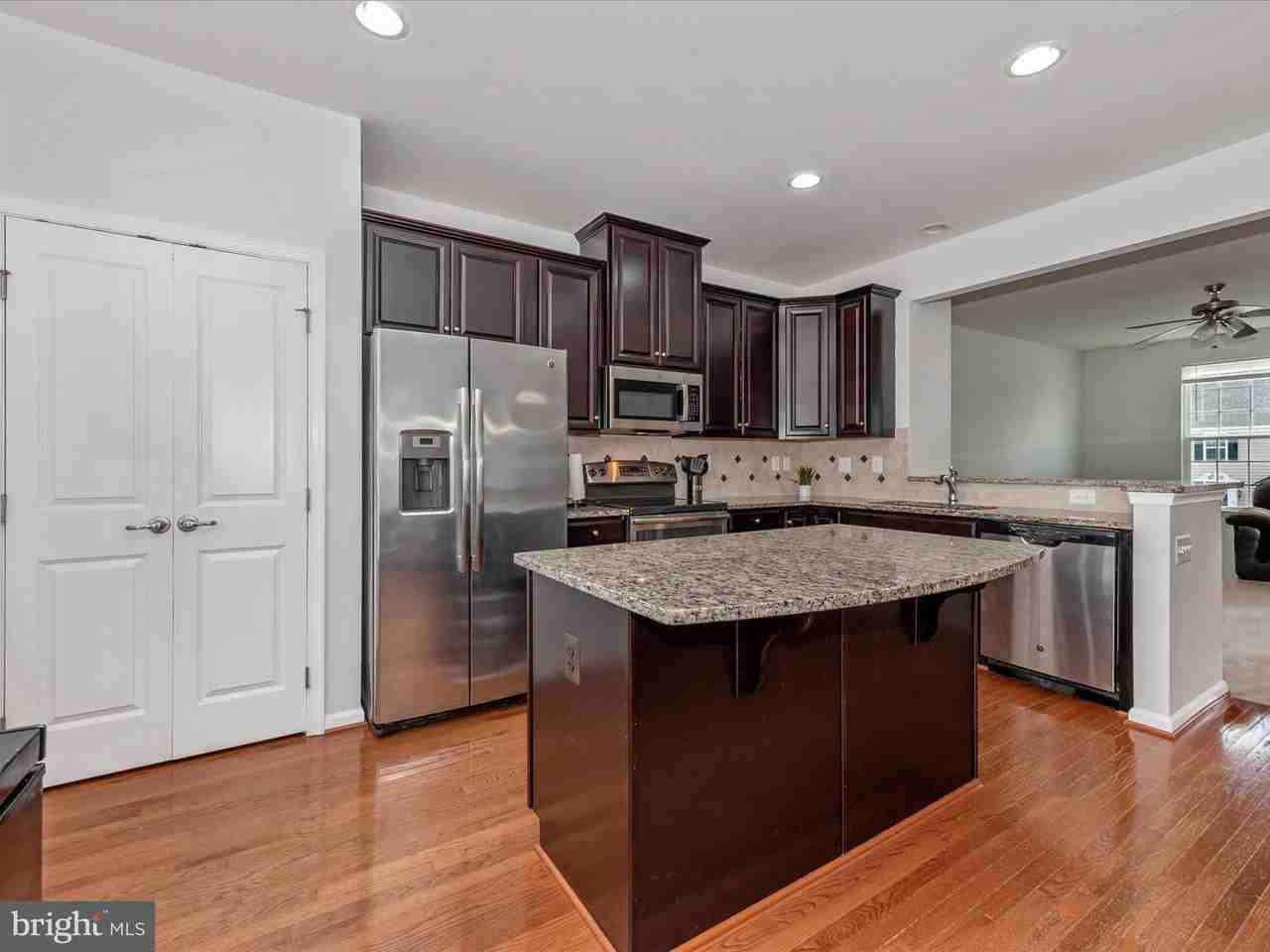 76 Norwood Dr - Photo 4 of 24