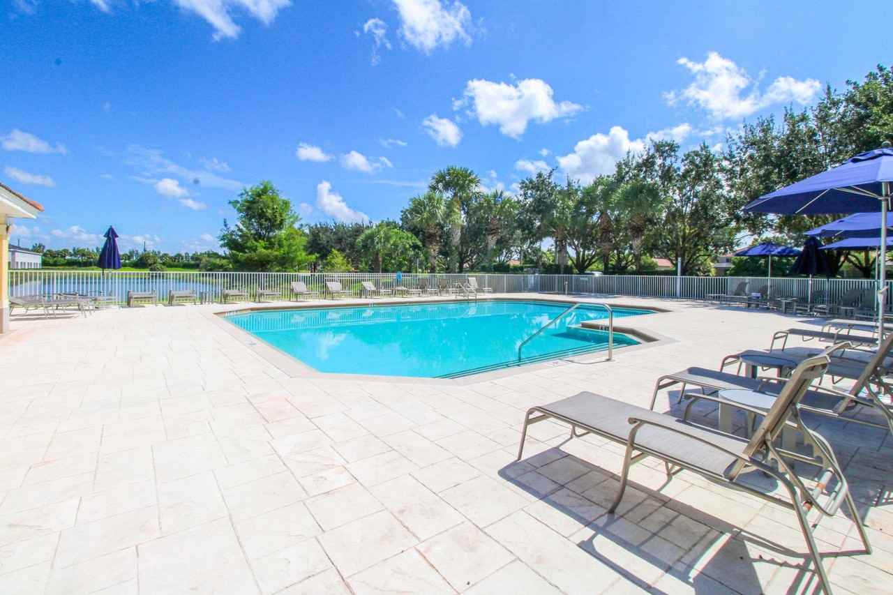 2156 Dragonfruit Way - Photo 2 of 50