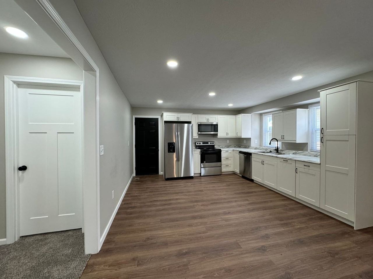 1457 S 21st St - Photo 7 of 16