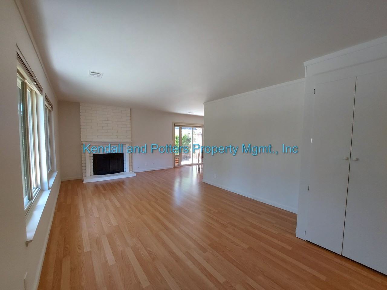 1121 Sutherland Ln #1 - Photo 3 of 16