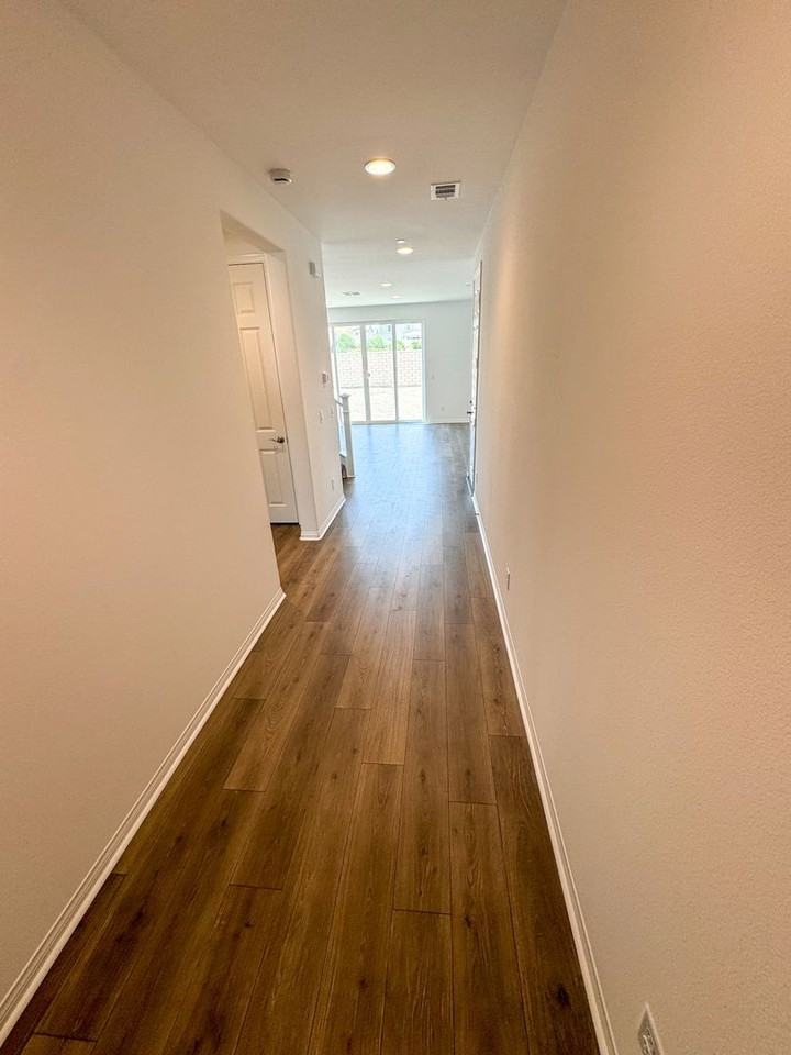 32737 Dahl Jr Ln - Photo 5 of 39