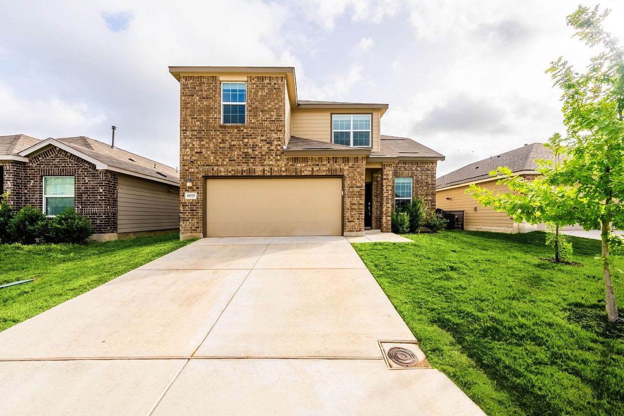 10535 Margarita Loop - Photo 3 of 50