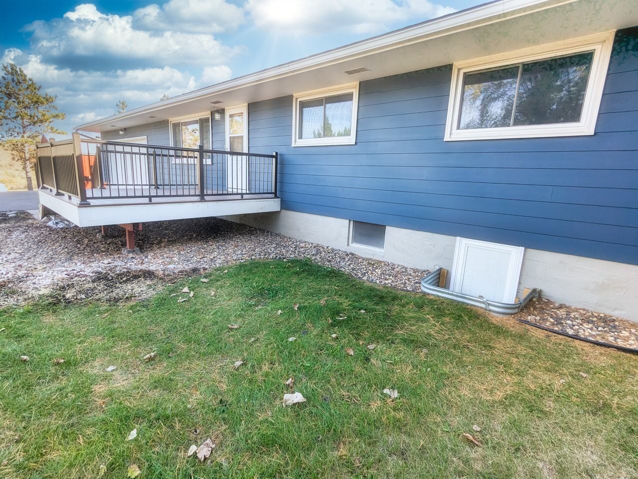 771 Mc Cutcheon Rd - Photo 2 of 20