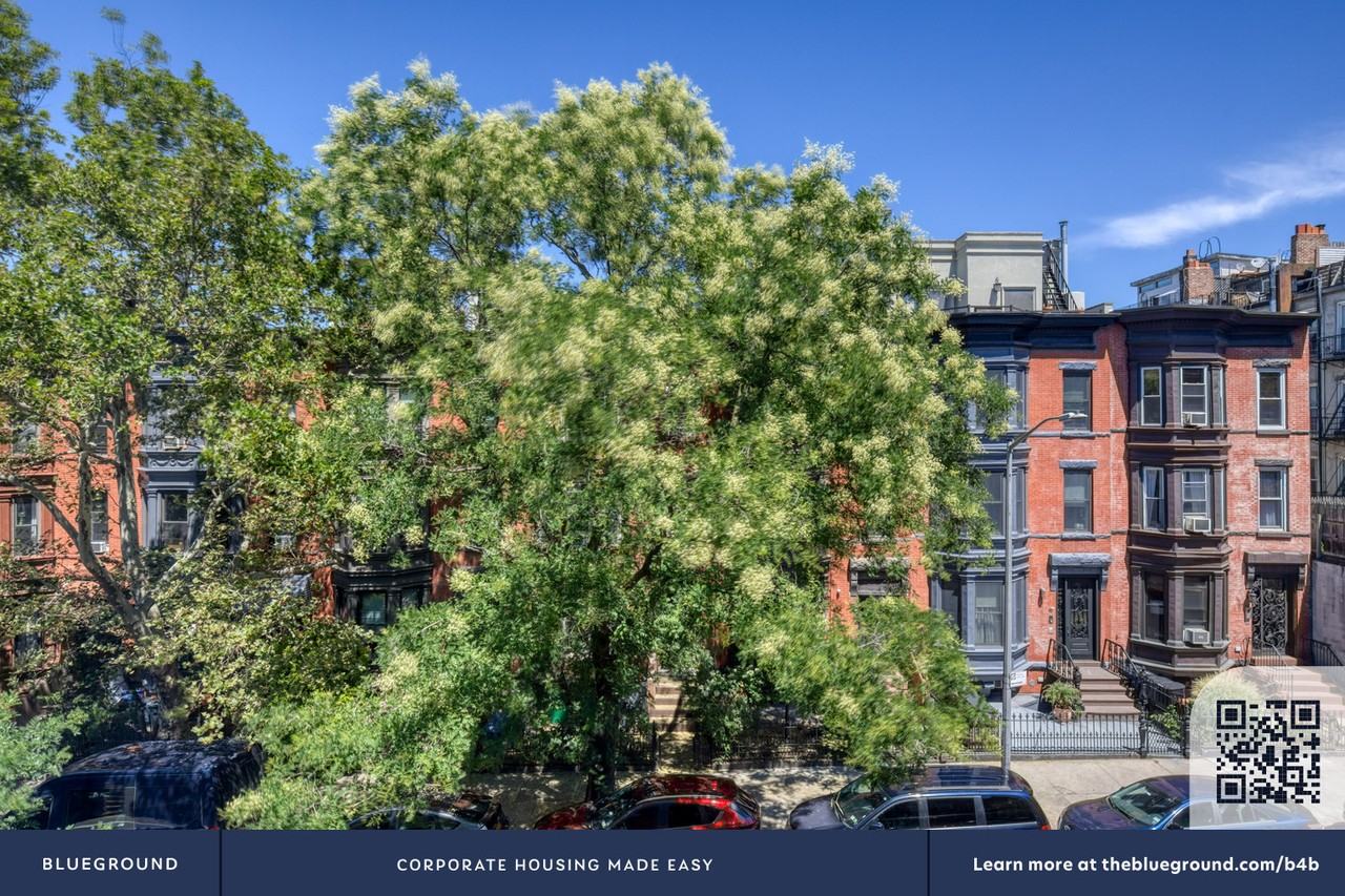 710 Degraw Street #908 - Photo 5 of 32