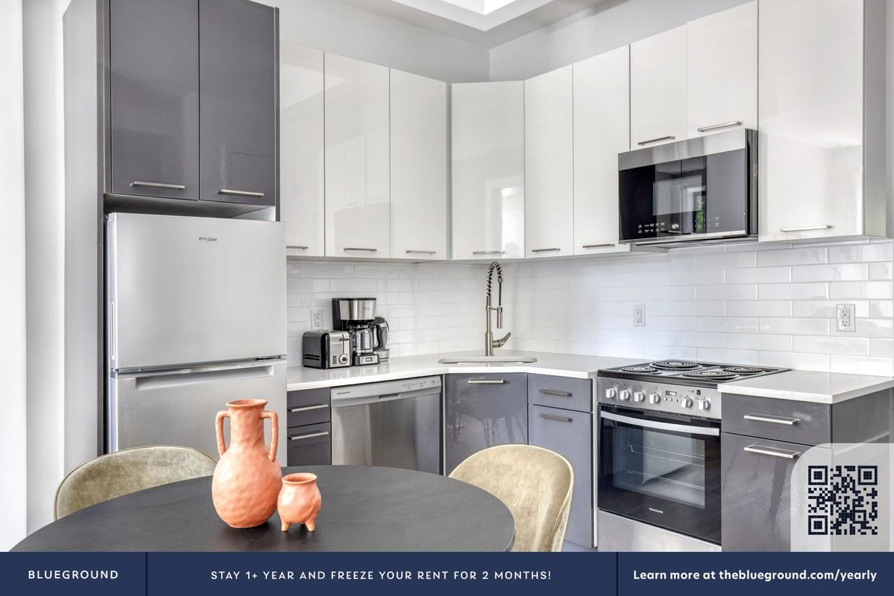 710 Degraw Street #908 - Photo 7 of 32