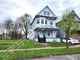 featured image of 17 Southampton St #2