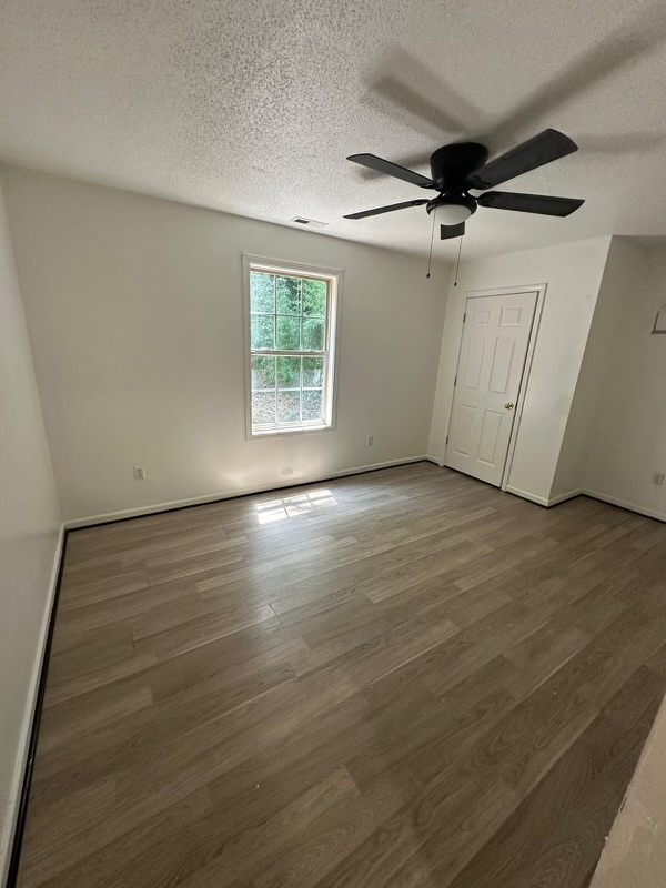 100 Corning St #B - Photo 2 of 6