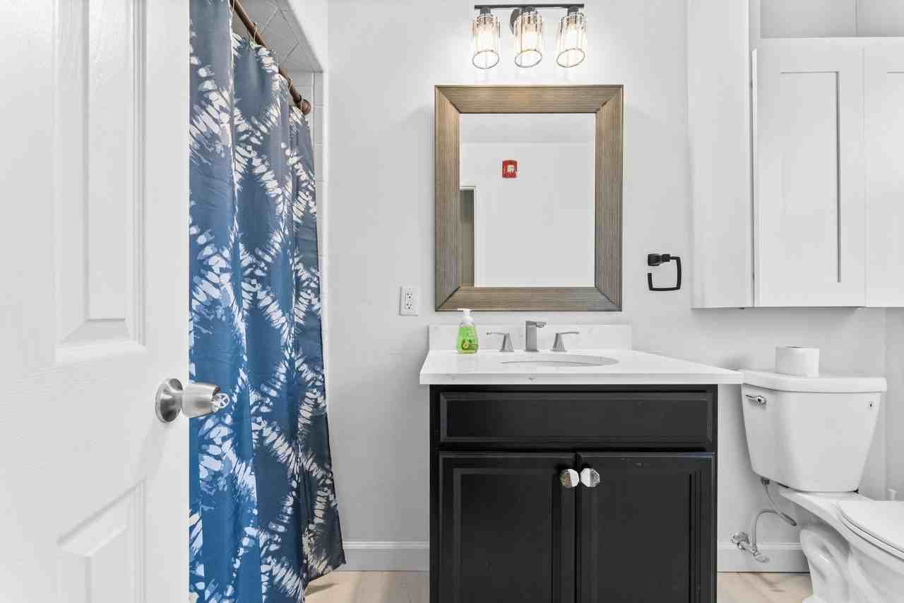 Bartlett Ave - Photo 5 of 13