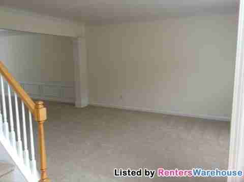 6520 Stapleford Ln - Photo 3 of 15