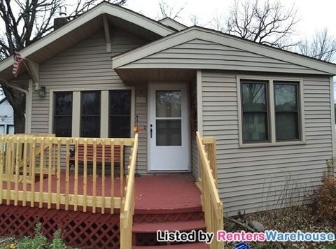 149 Riverside Dr NE - Photo 2 of 19