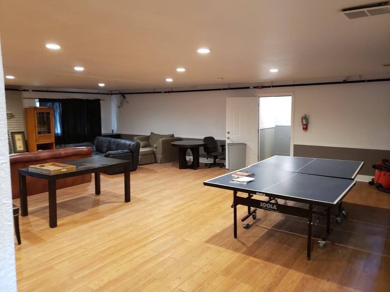 908 Greenbrier Road #908 - Photo 5 of 14