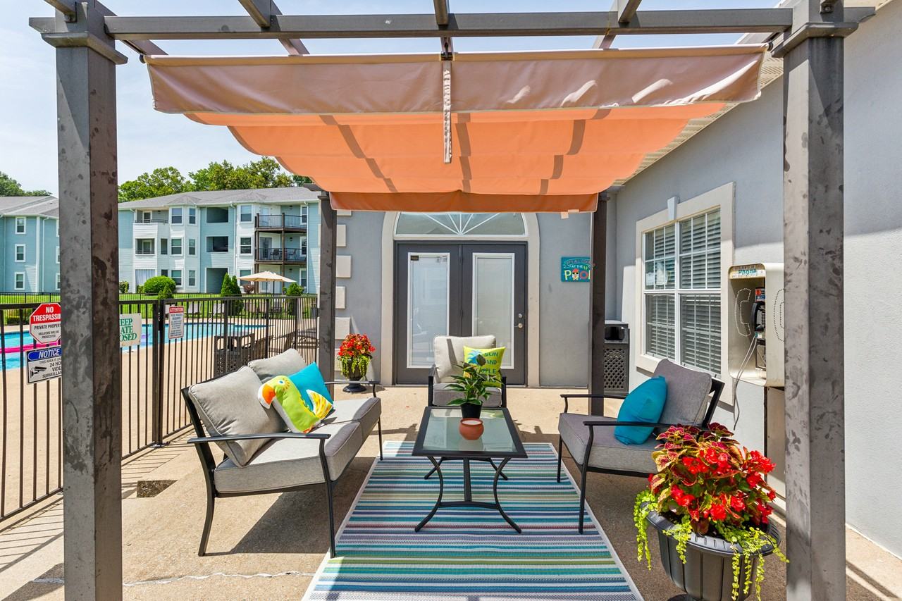 The Saxony - Photo 4 of 69