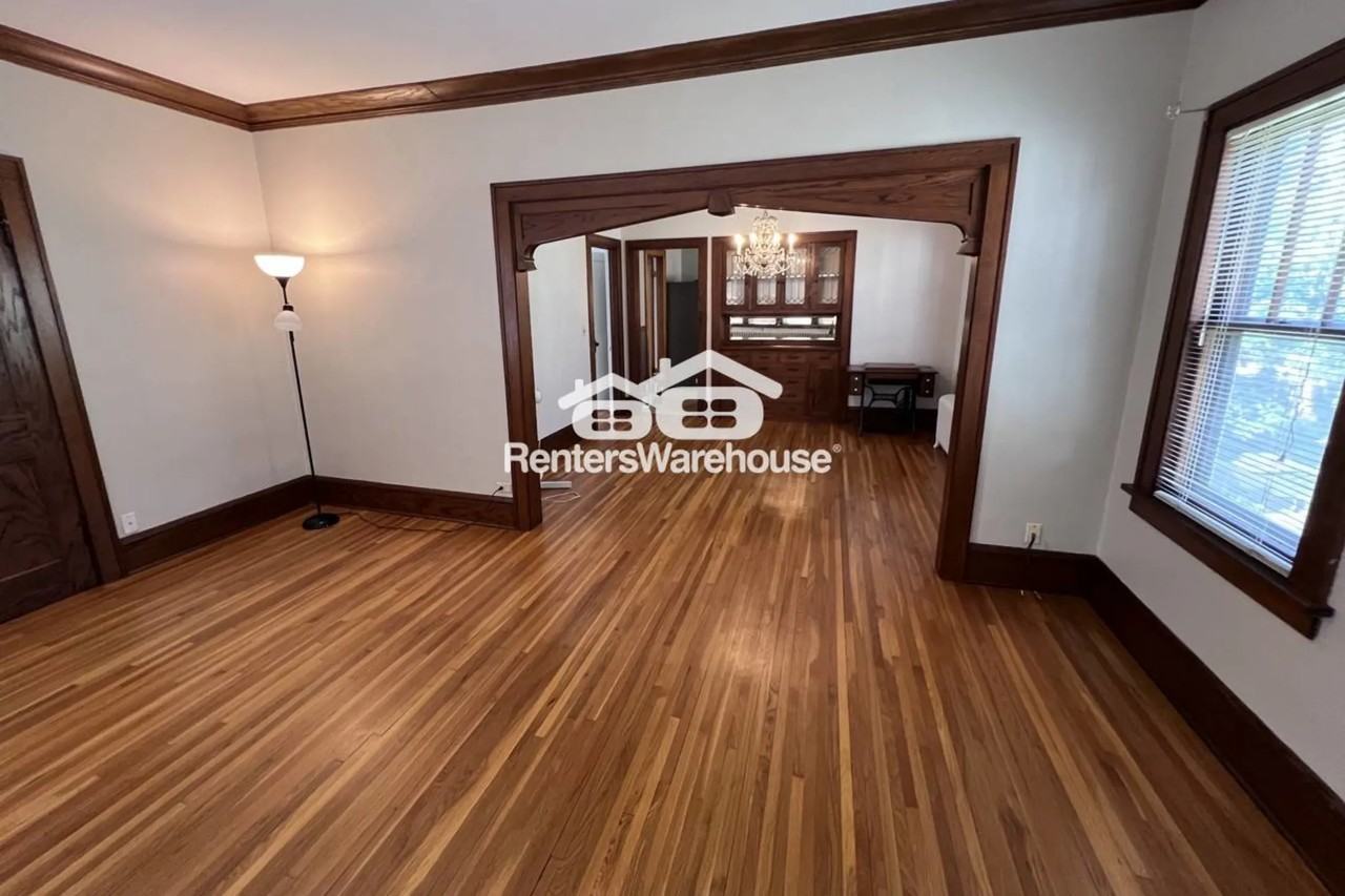 3606 11th Ave S - Photo 2 of 15