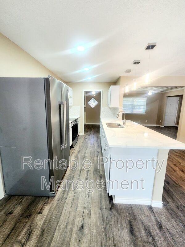 2422 Gibbs Williams Rd - Photo 3 of 16