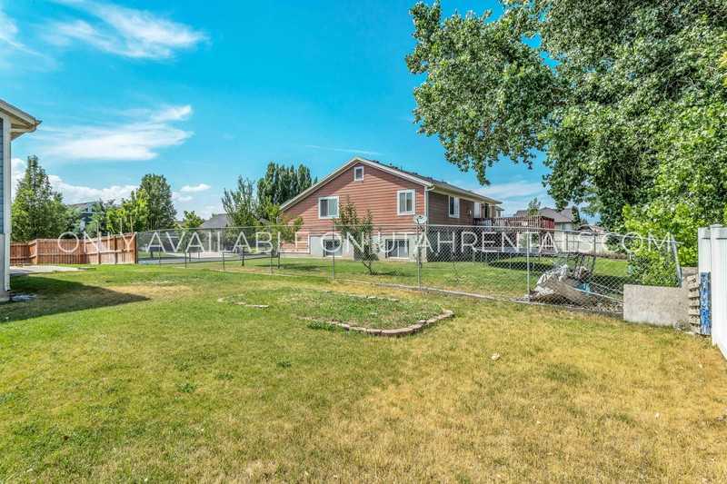 884 Ws - Photo 3 of 21