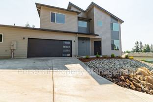1815 N R Cir #A - Photo 1 of 1