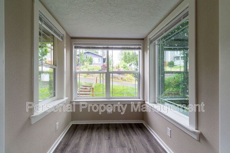 3409 N St - Photo 2 of 20
