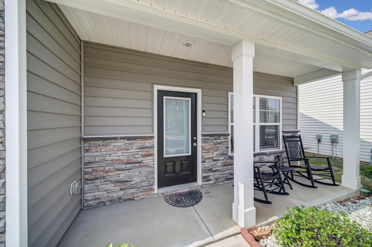 1109 Pecan Ridge Rd - Photo 3 of 33